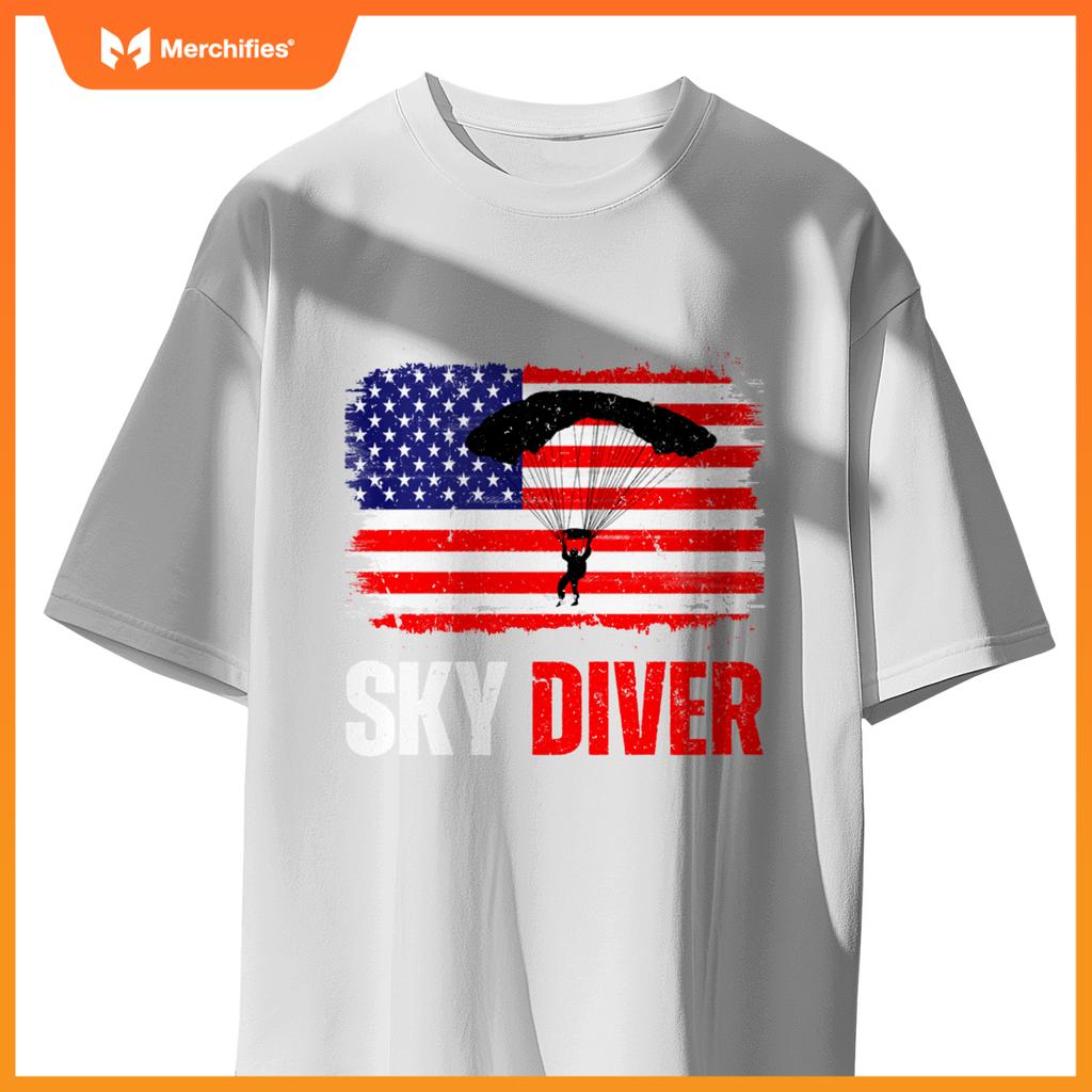Skydiver American Flag Patriotic Parachuting T-Shirt