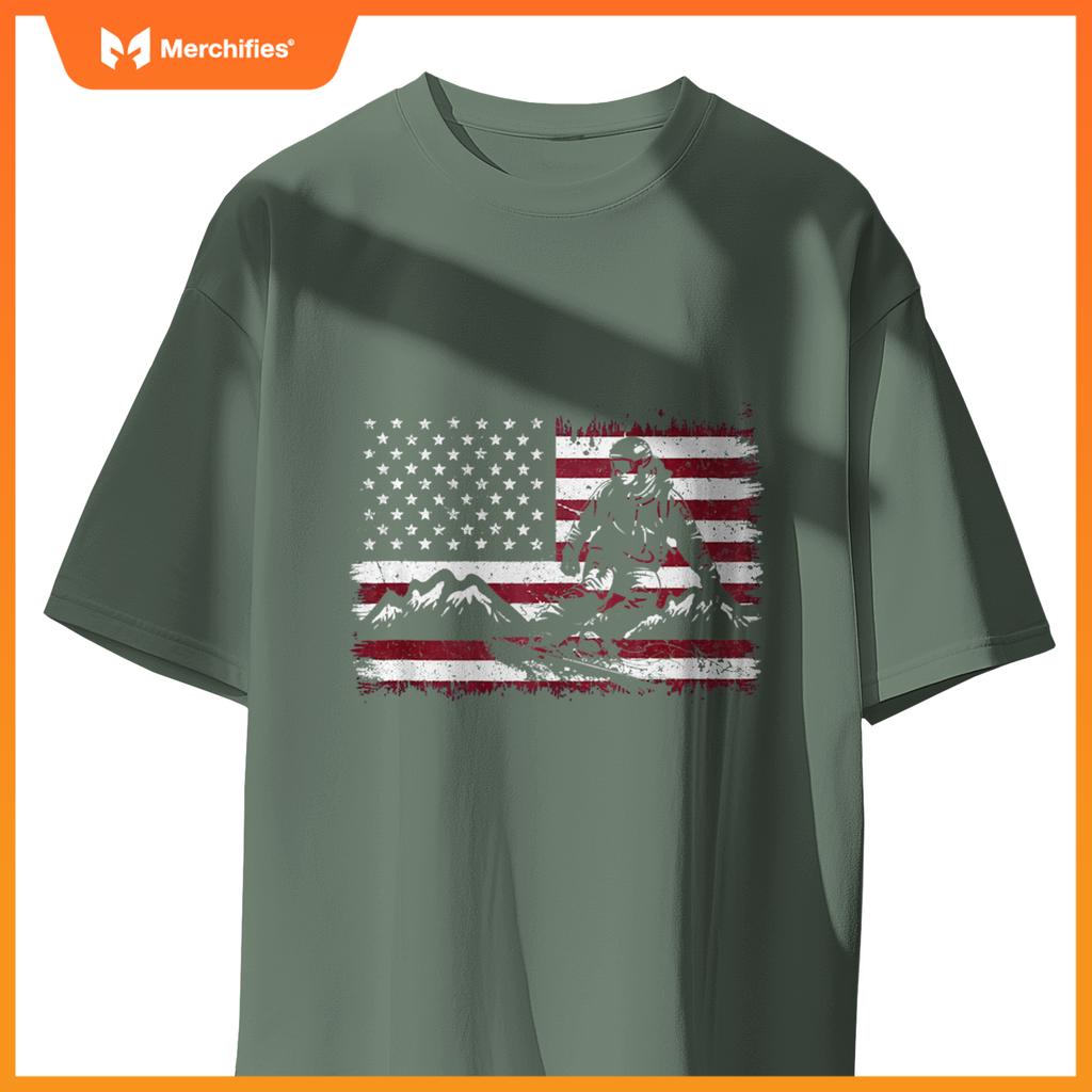 Snowboarding Snowboard Patriotic Vintage American Usa Flag T-Shirt