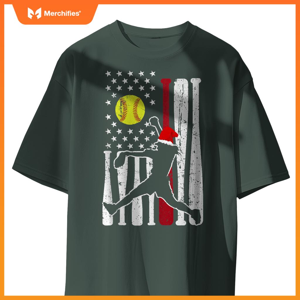 Softball USA Flag Santa Hat Patriotic Holiday Design T-Shirt