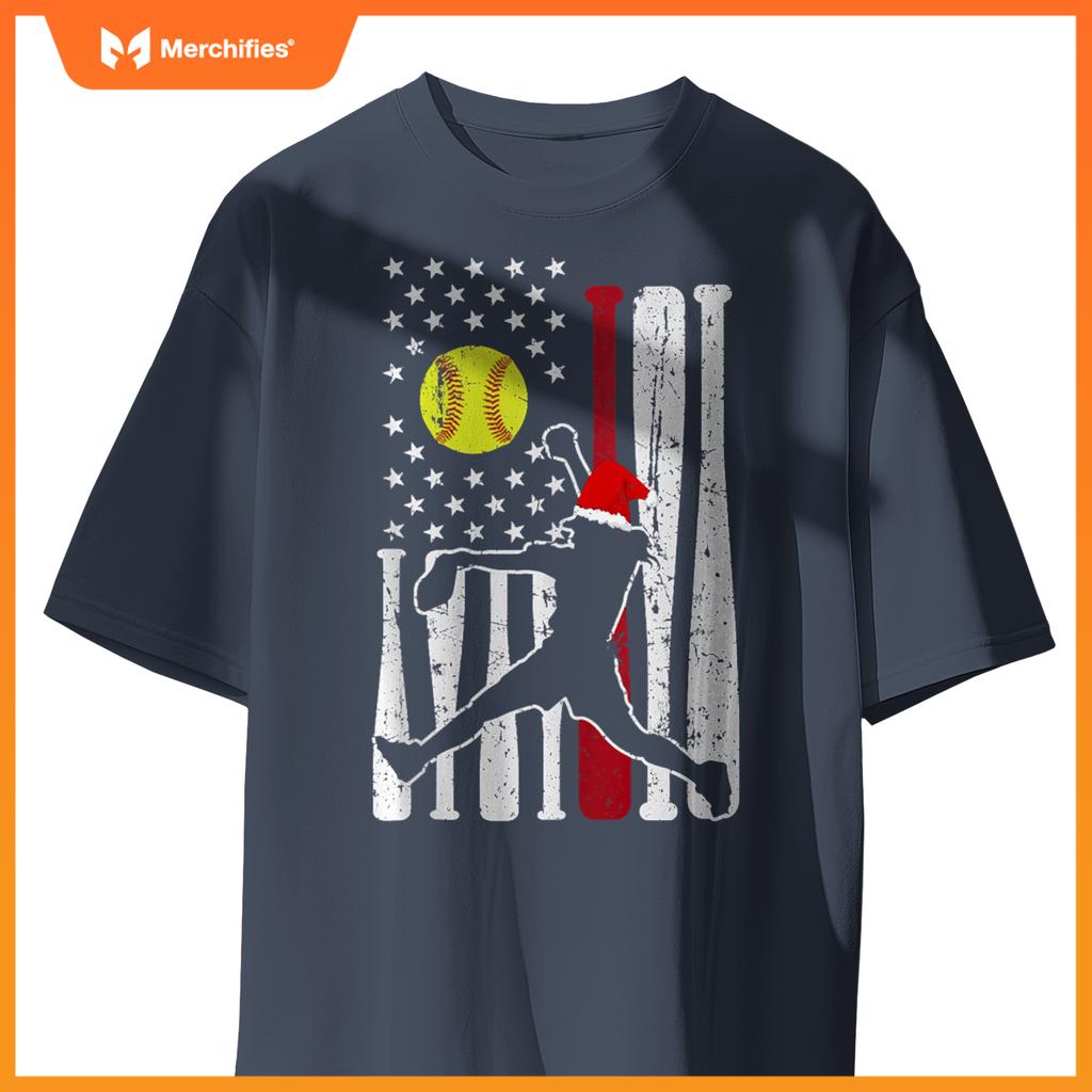 Softball USA Flag Santa Hat Patriotic Holiday Design T-Shirt