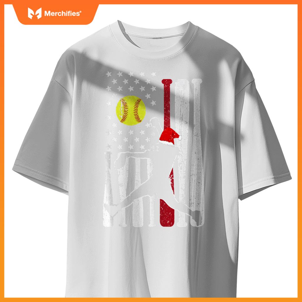 Softball USA Flag Santa Hat Patriotic Holiday Design T-Shirt