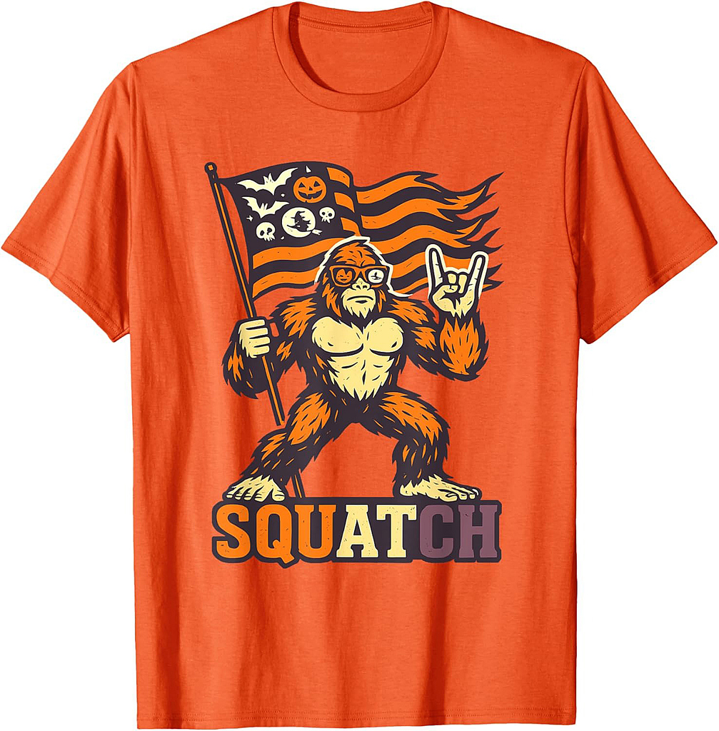 Squatch Funny Sasquatch Halloween Cryptid Design T-Shirt