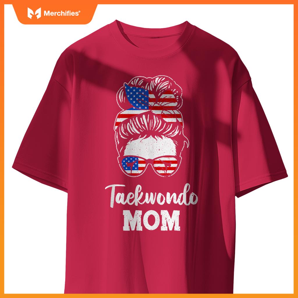 Taekwondo Mom USA American Flag Martial Arts Mothers Day T-shirt