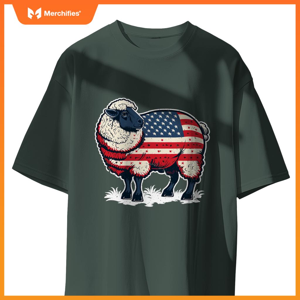 USA 4th Of July Sheep on Patriotic American Sheep T-Shirt