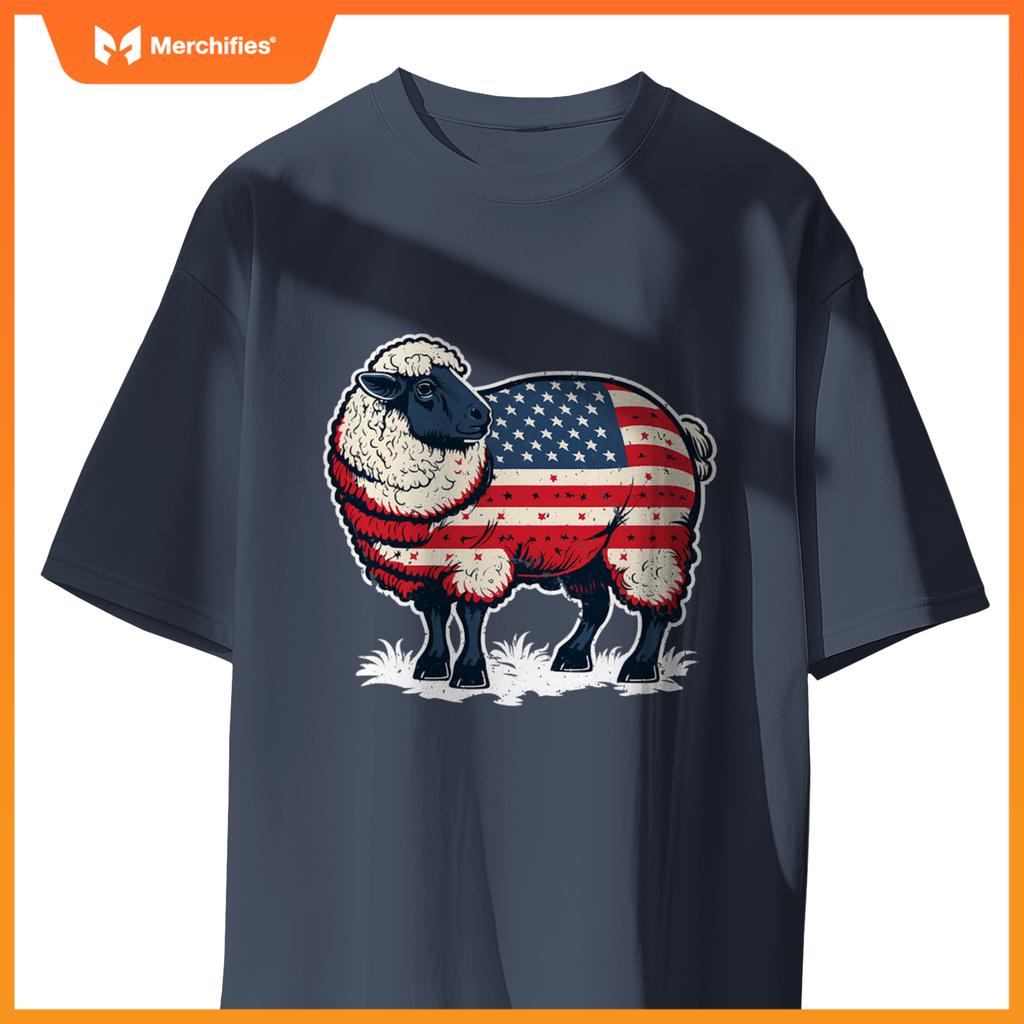 USA 4th Of July Sheep on Patriotic American Sheep T-Shirt