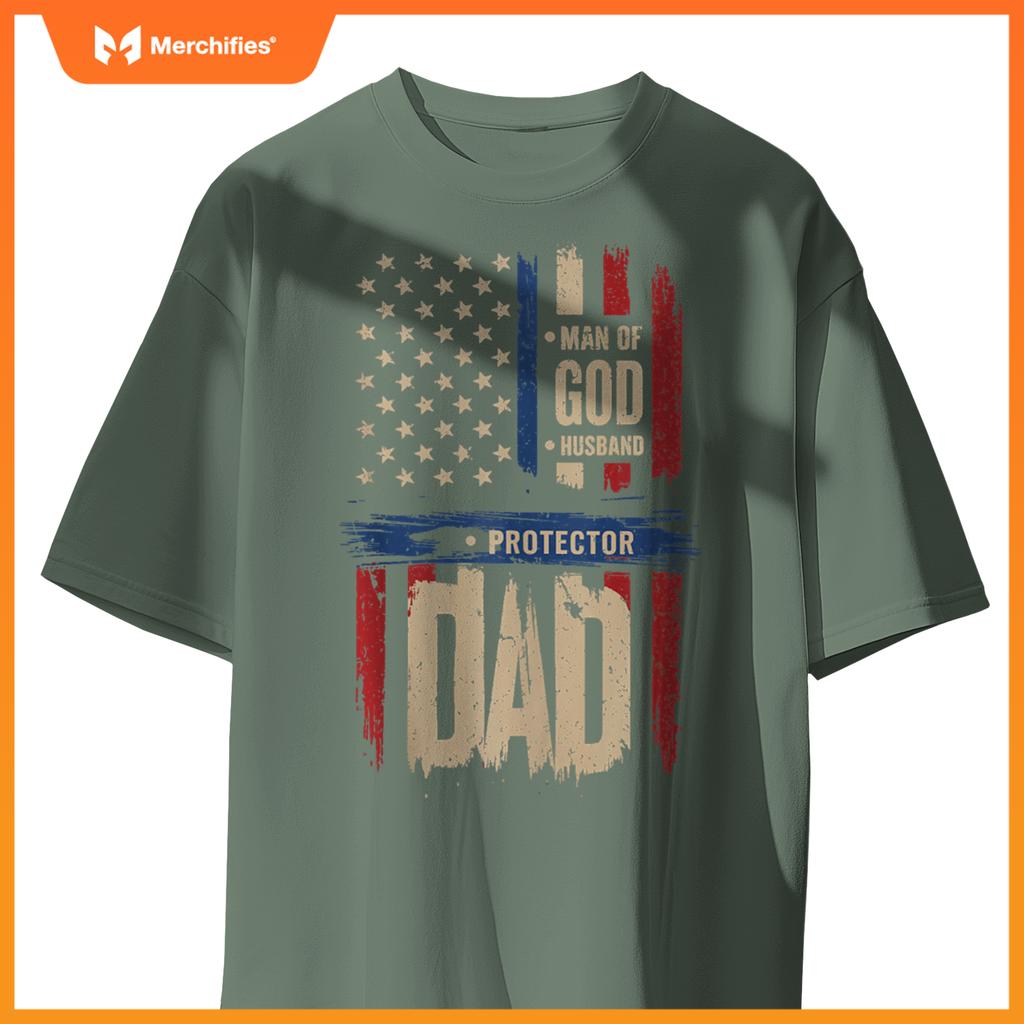 Vintage American Flag Protector Patriotic Dad Style T-Shirt