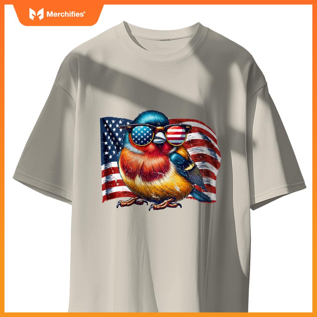 Vintage Finch Birds USA Flag Animals Patriotic Sunglasses T-Shirt