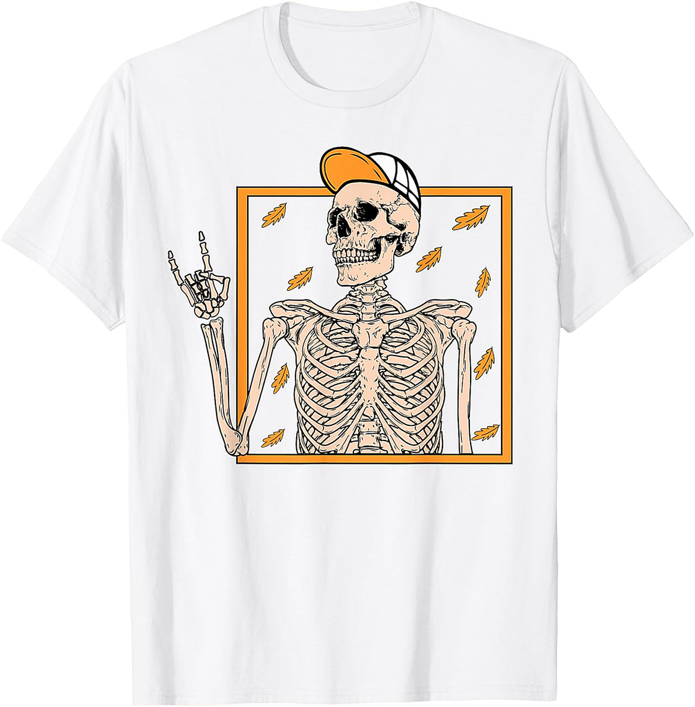 Vintage Halloween Skeleton Rock On Hand Skeleton Men Boys T-Shirt
