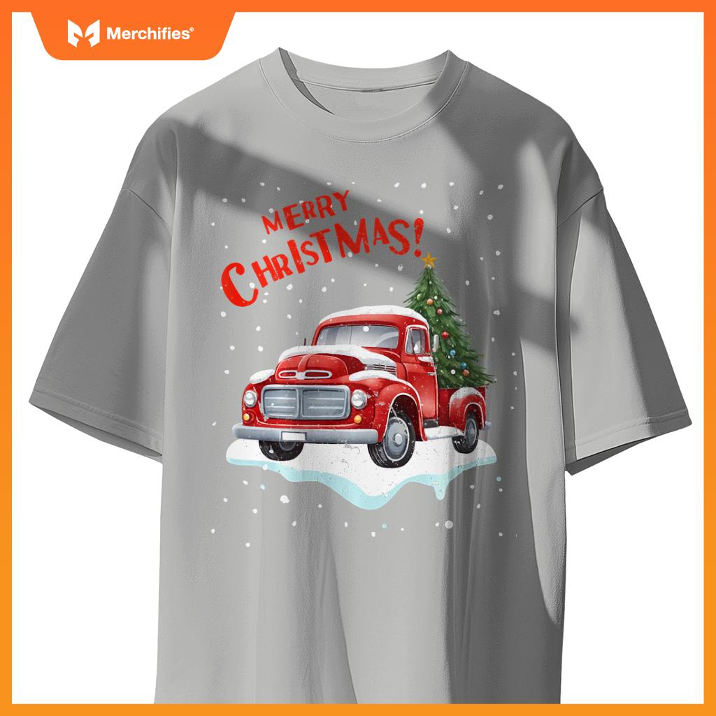 Vintage Merry Christmas Red Pickup Truck Old Fashioned Xmas T-Shirt