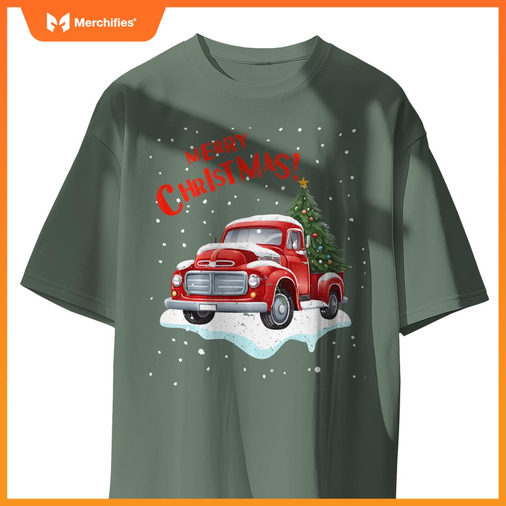 Vintage Merry Christmas Red Pickup Truck Old Fashioned Xmas T-Shirt