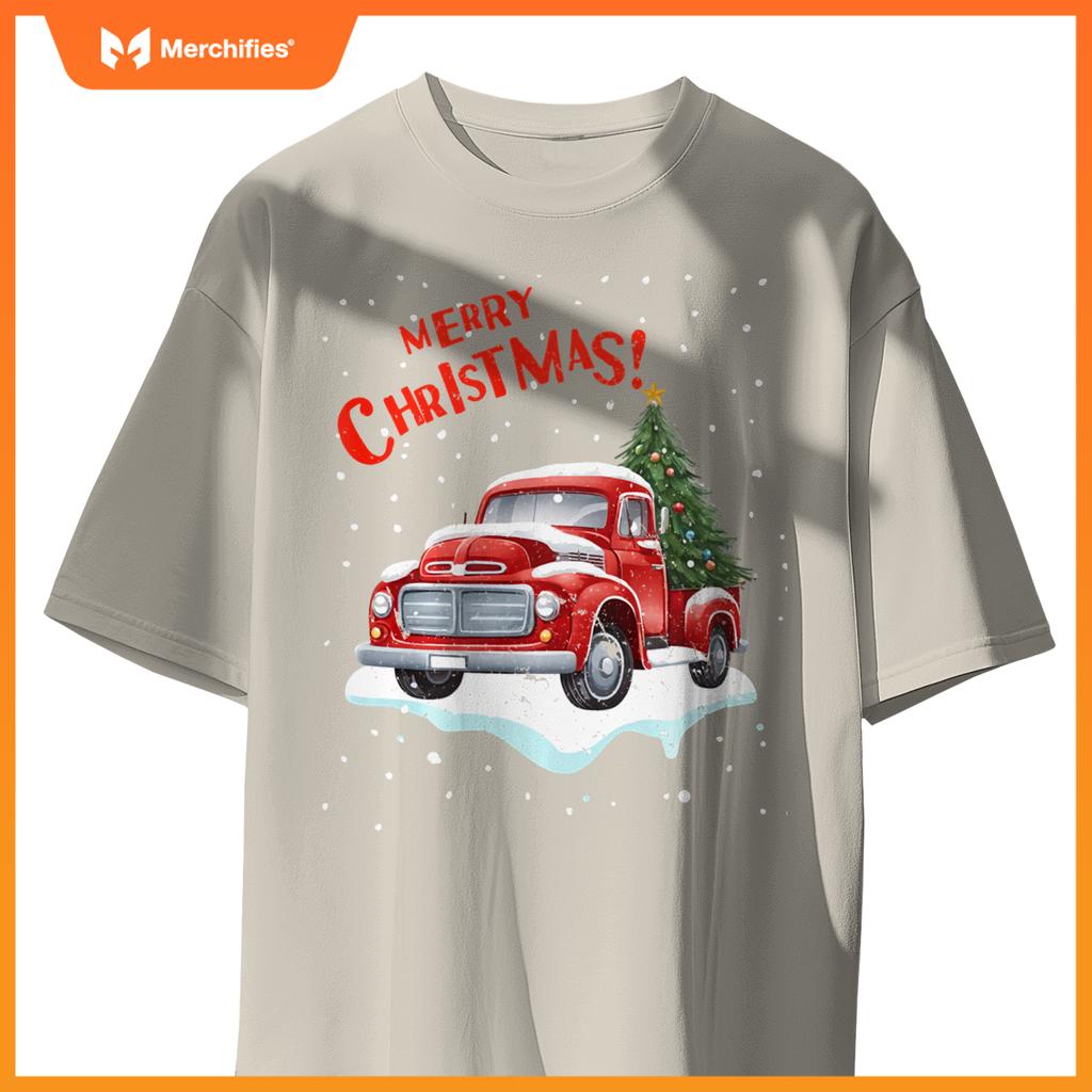 Vintage Merry Christmas Red Pickup Truck Old Fashioned Xmas T-Shirt