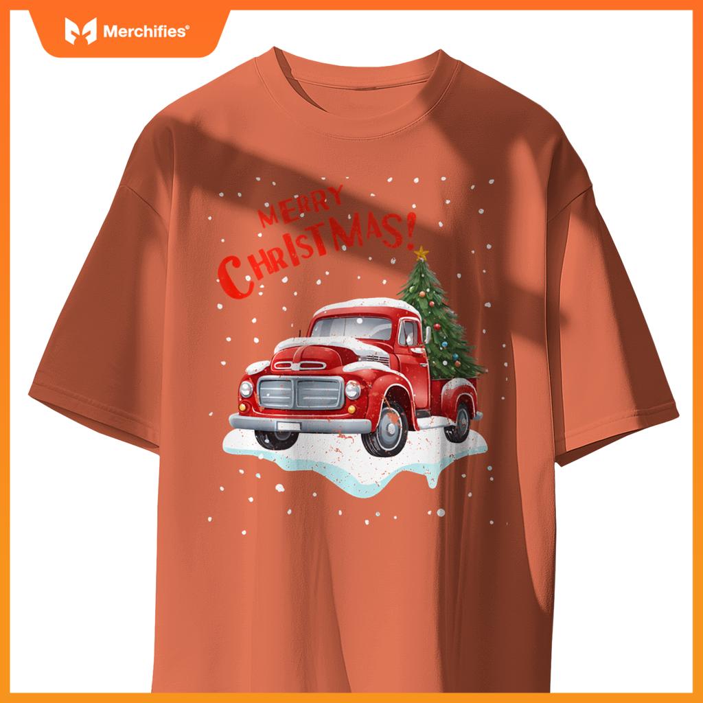 Vintage Merry Christmas Red Pickup Truck Old Fashioned Xmas T-Shirt