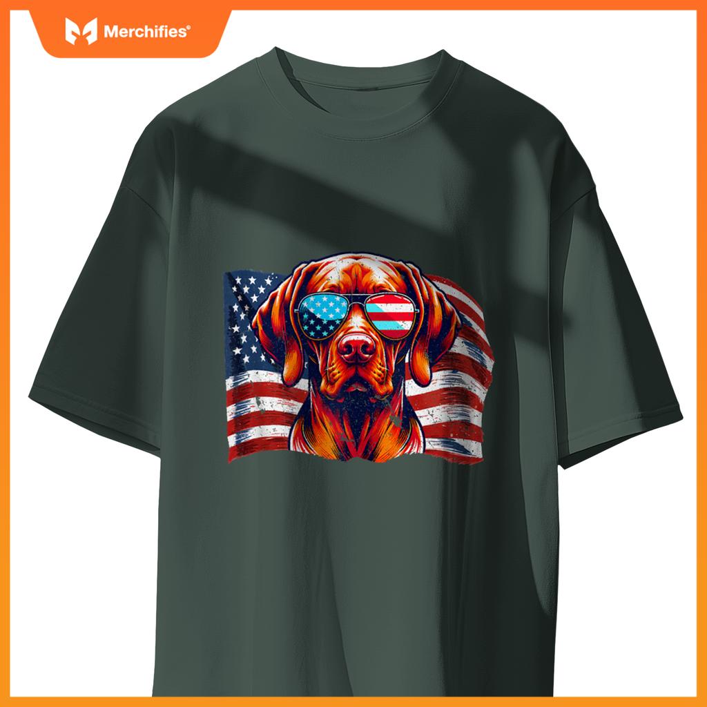 Vizsla Dog USA Flag Patriotic Sunglasses Freedom Vintage T-Shirt