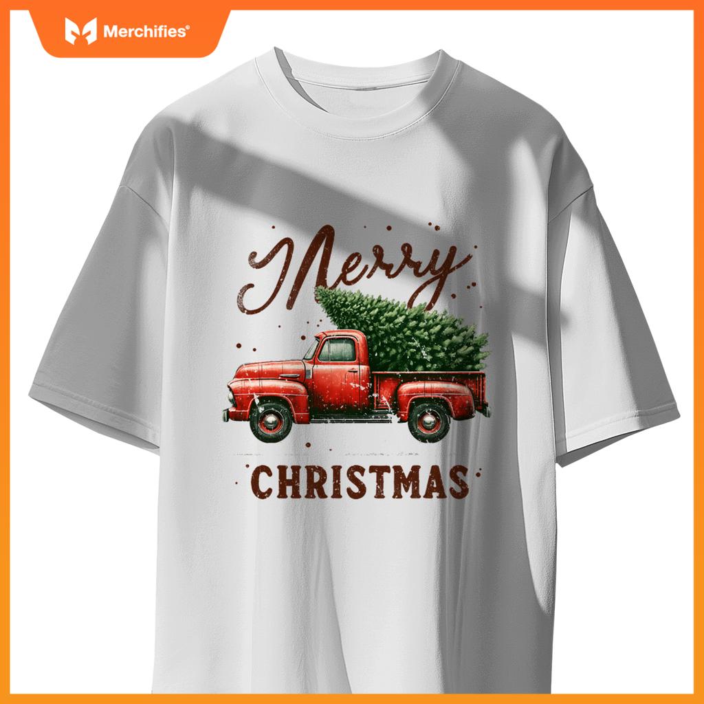 Merry Christmas Tree on Red Truck Wagon Vintage Christmas T-Shirt