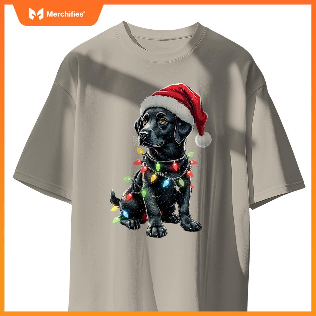Womens Labrador Retriever Santa Hat Christmas Lights Cool Dog Lover V-Neck T-Shirt