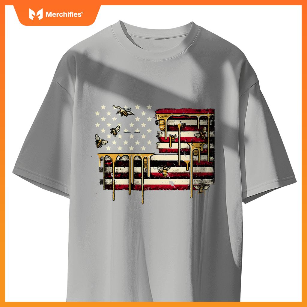 american flag & honeybee patriotic beekeeper beekeeping bees T-Shirt