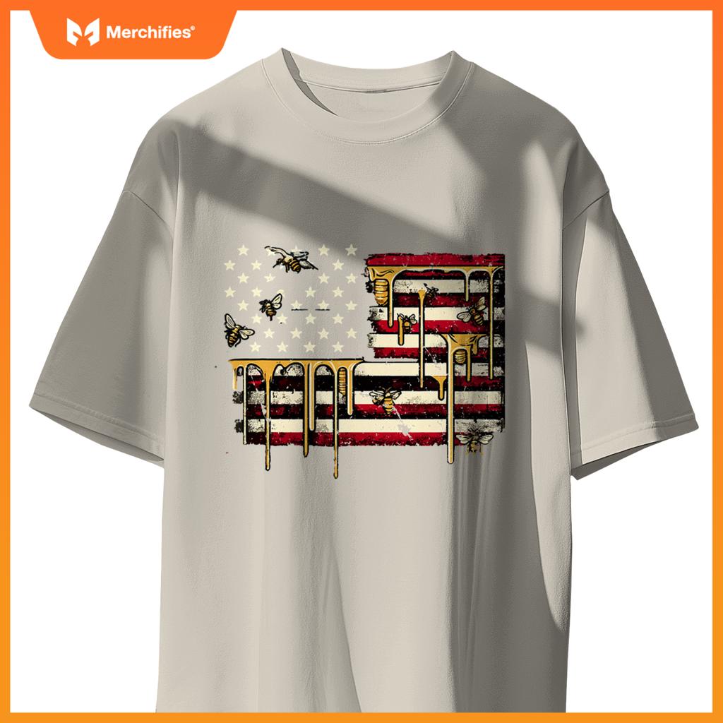 american flag & honeybee patriotic beekeeper beekeeping bees T-Shirt