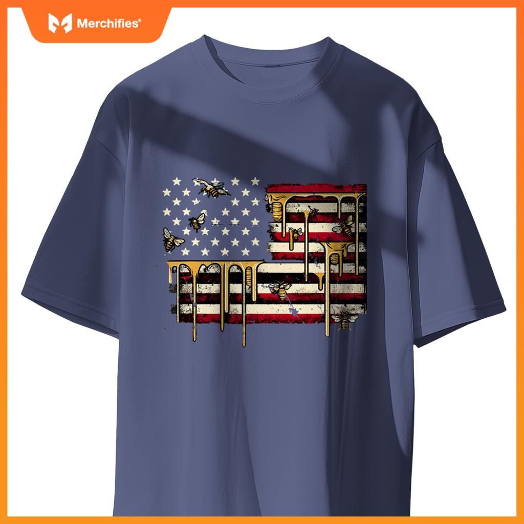 american flag & honeybee patriotic beekeeper beekeeping bees T-Shirt