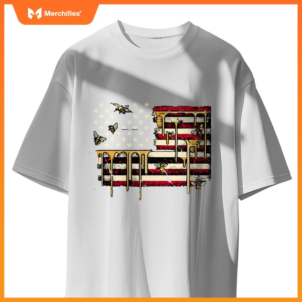 american flag & honeybee patriotic beekeeper beekeeping bees T-Shirt