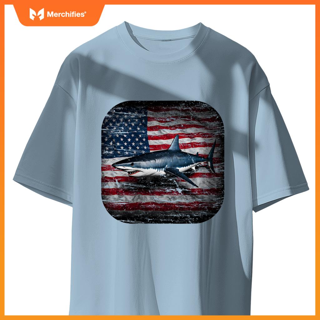 american mako shark distressed patriotic ocean awareness T-Shirt