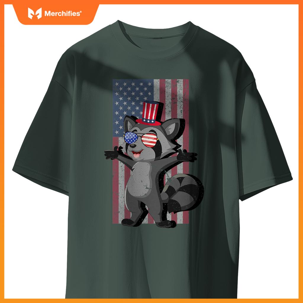 american patriotic or 4th of july or usa raccoon T-Shirt