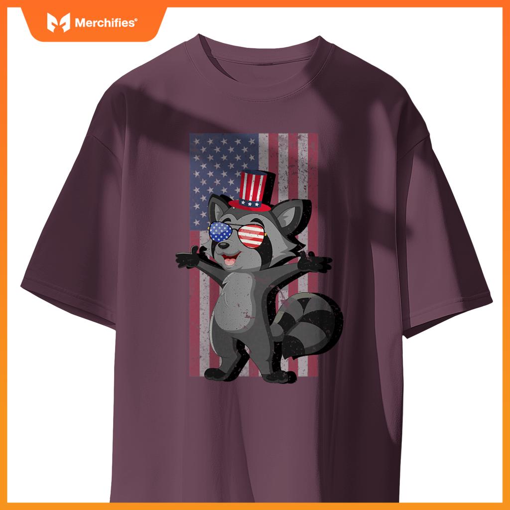 american patriotic or 4th of july or usa raccoon T-Shirt