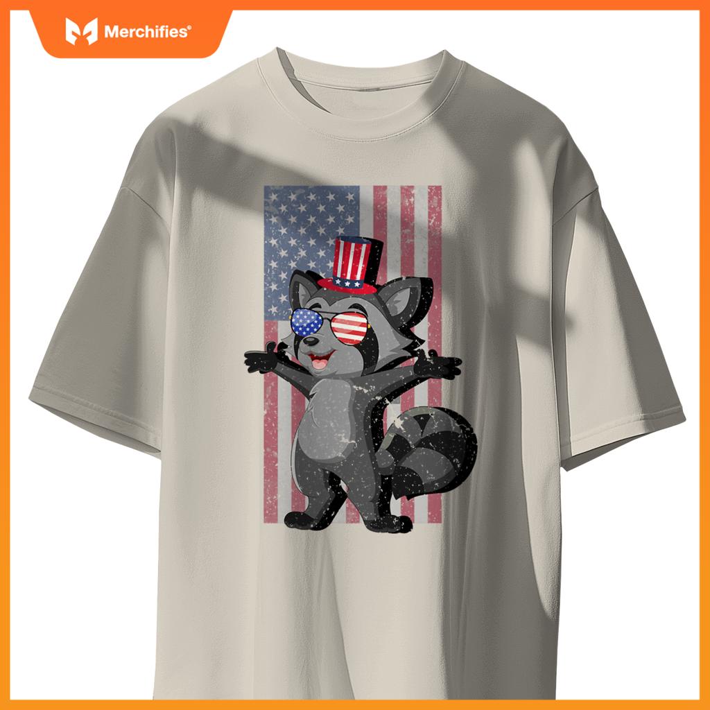 american patriotic or 4th of july or usa raccoon T-Shirt