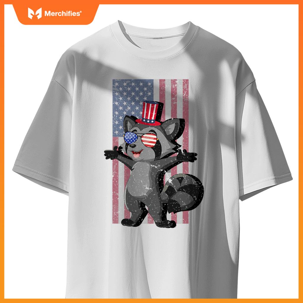american patriotic or 4th of july or usa raccoon T-Shirt