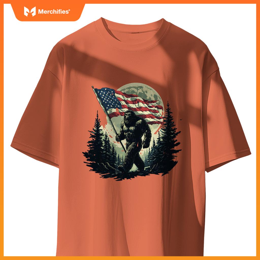 big foot bigfoot sasquatch american flag patriotic 4th july T-Shirt