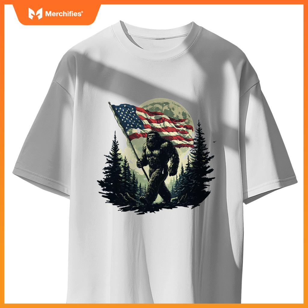 big foot bigfoot sasquatch american flag patriotic 4th july T-Shirt