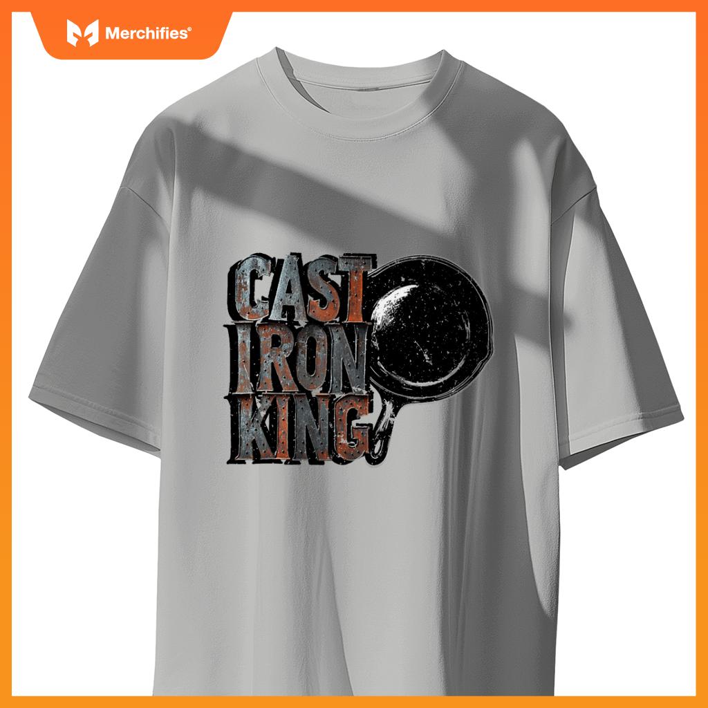 Cast Iron King (Cast Iron Pan Chef) T-Shirt
