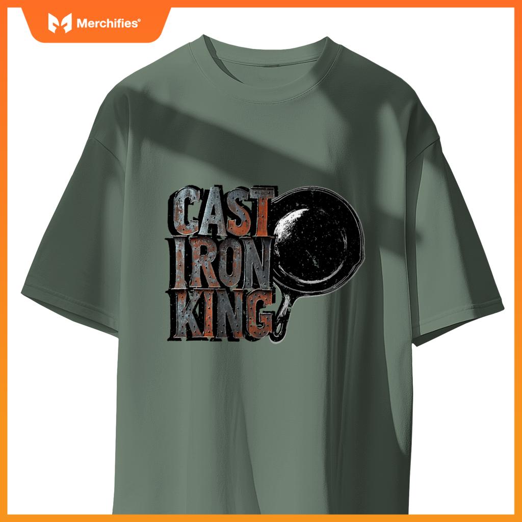 Cast Iron King (Cast Iron Pan Chef) T-Shirt