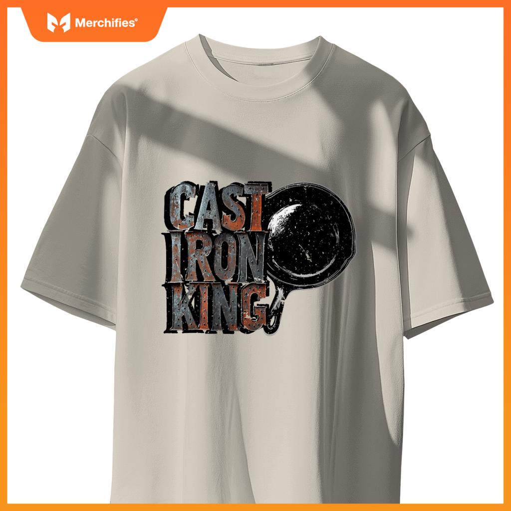Cast Iron King (Cast Iron Pan Chef) T-Shirt