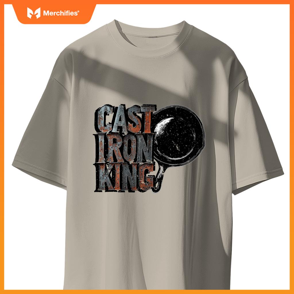 Cast Iron King (Cast Iron Pan Chef) T-Shirt