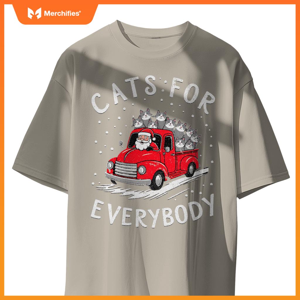 Cats Everybody Christmas Santas Red Truck Of Cats T-Shirt