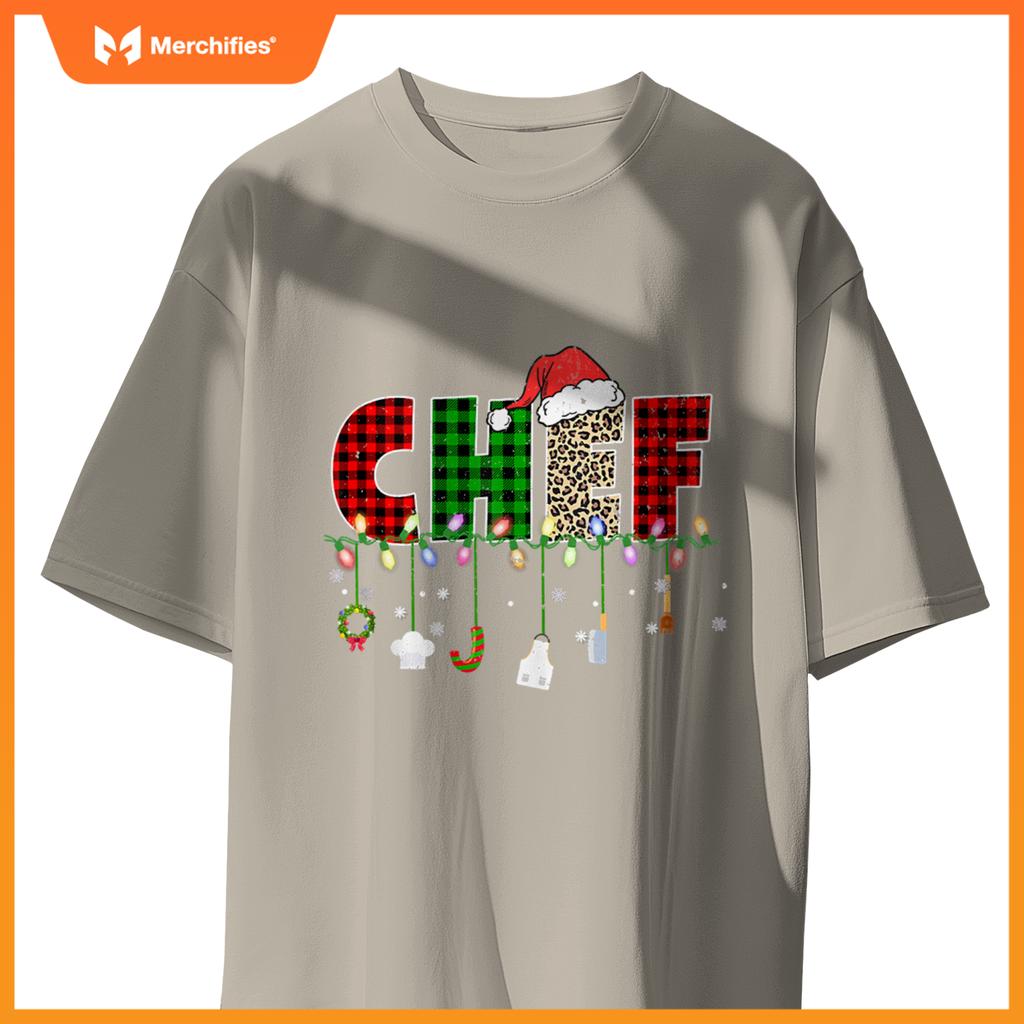 Chef Christmas Santa Hat Xmas Leopard Buffalo Plaid T-Shirt