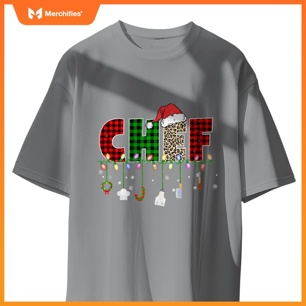 Chef Christmas Santa Hat Xmas Leopard Buffalo Plaid T-Shirt