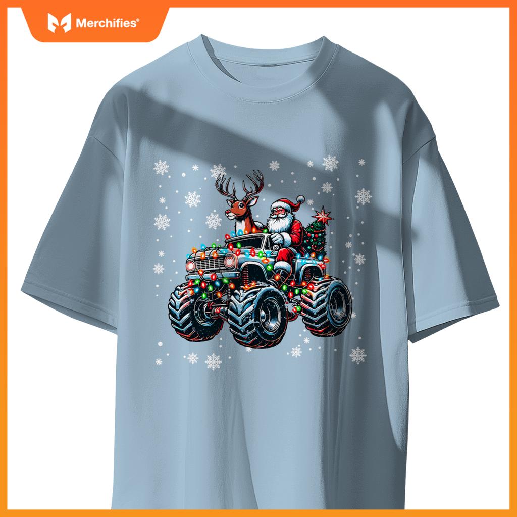 Christmas Santa Reindeer In Truck Xmas Lights Boys Youth T-Shirt