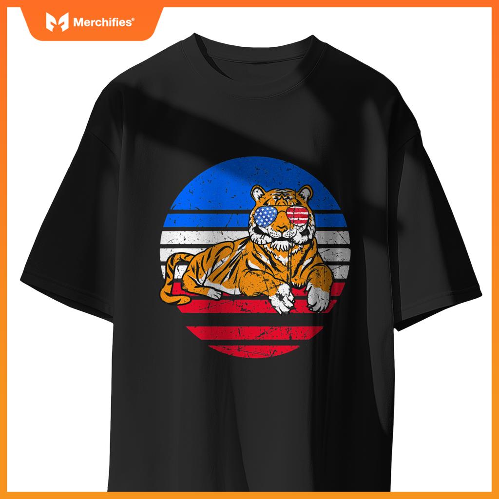 cool tiger patriotic american flag T-Shirt