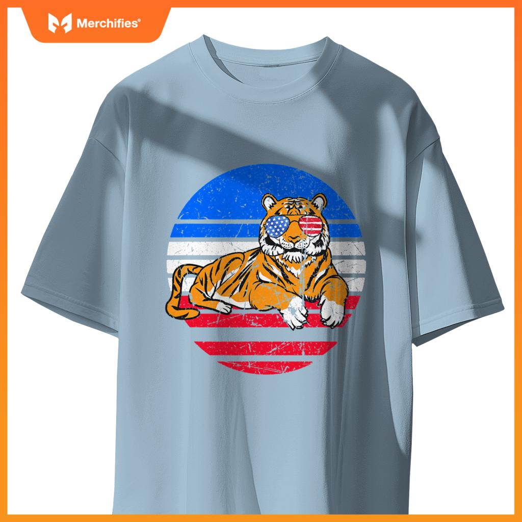 cool tiger patriotic american flag T-Shirt