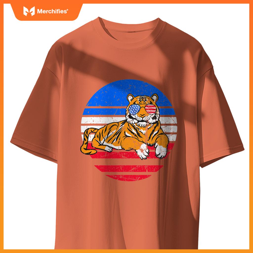 cool tiger patriotic american flag T-Shirt