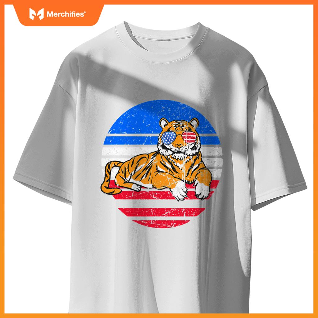 cool tiger patriotic american flag T-Shirt