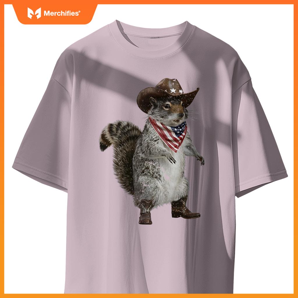 cowboy squirrel in patriotic out wildlife fun T-Shirt