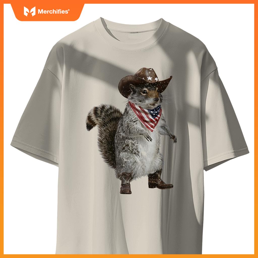 cowboy squirrel in patriotic out wildlife fun T-Shirt