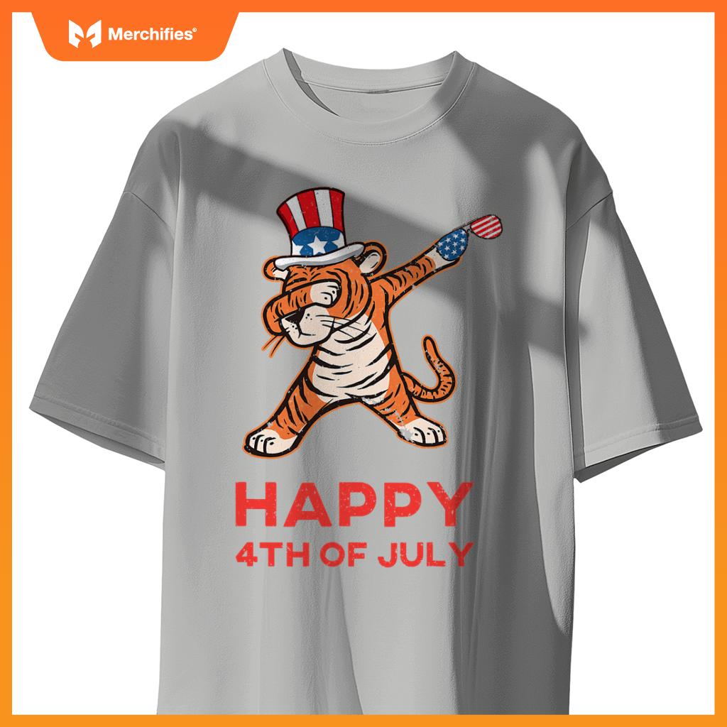 dabbing tiger  kids american patriotic july 4th usa T-Shirt