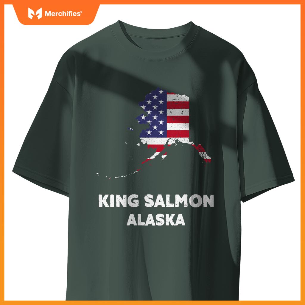 distressed patriotic usa flag king salmon, alaska T-Shirt