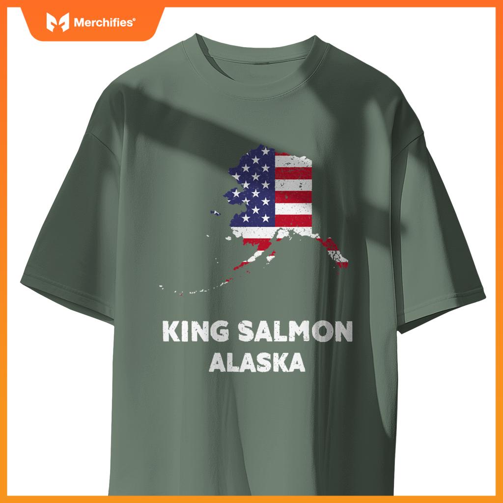distressed patriotic usa flag king salmon, alaska T-Shirt