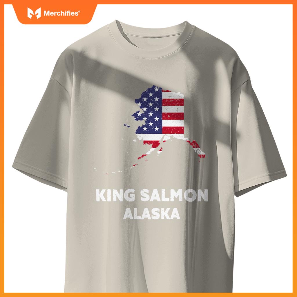 distressed patriotic usa flag king salmon, alaska T-Shirt