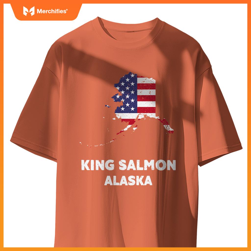 distressed patriotic usa flag king salmon, alaska T-Shirt