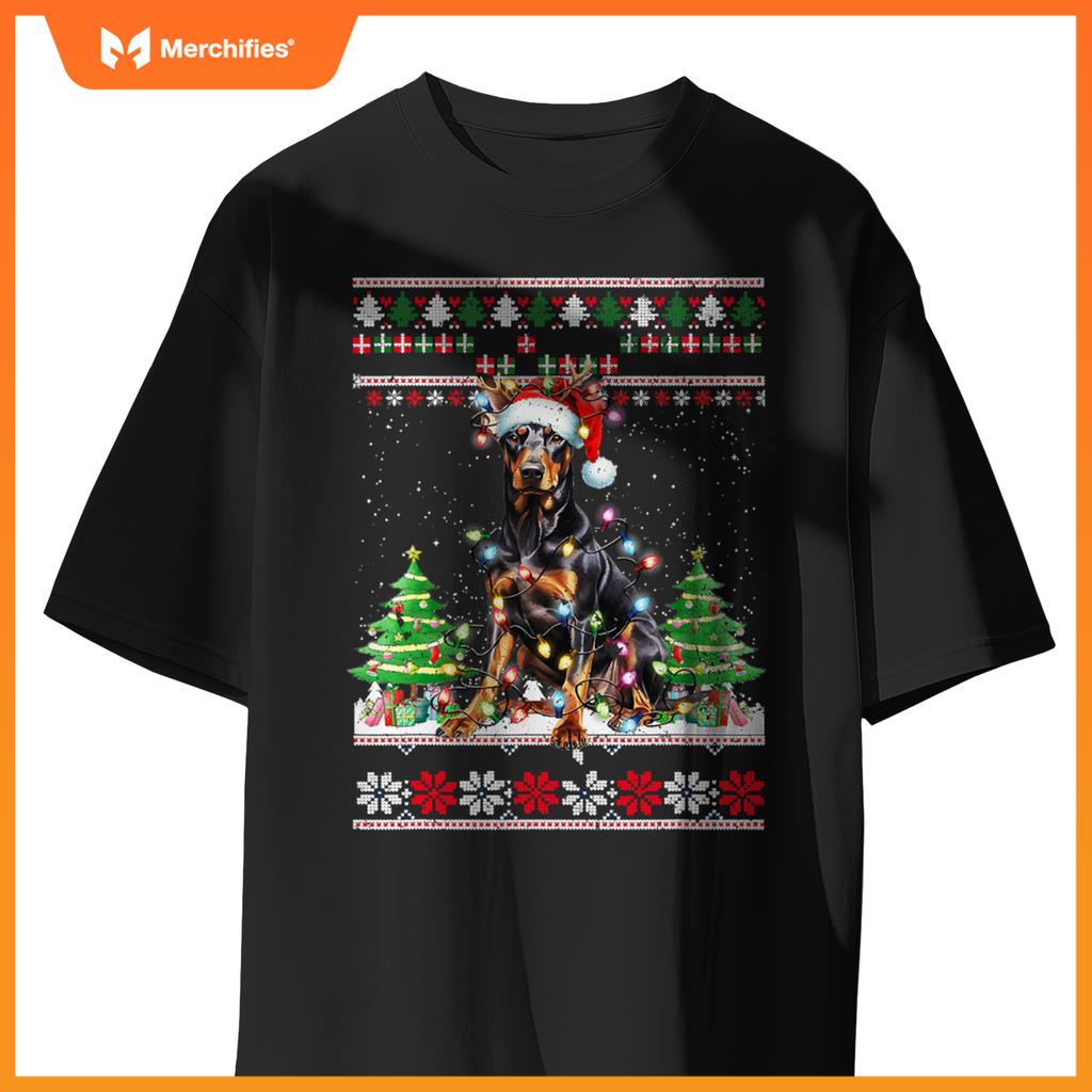 Doberman Dog Reindeer Christmas Lights T-Shirt